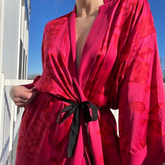 Silk Robe Kimono Vintage August Silk Long Floral Pink Red Rose Print Medium